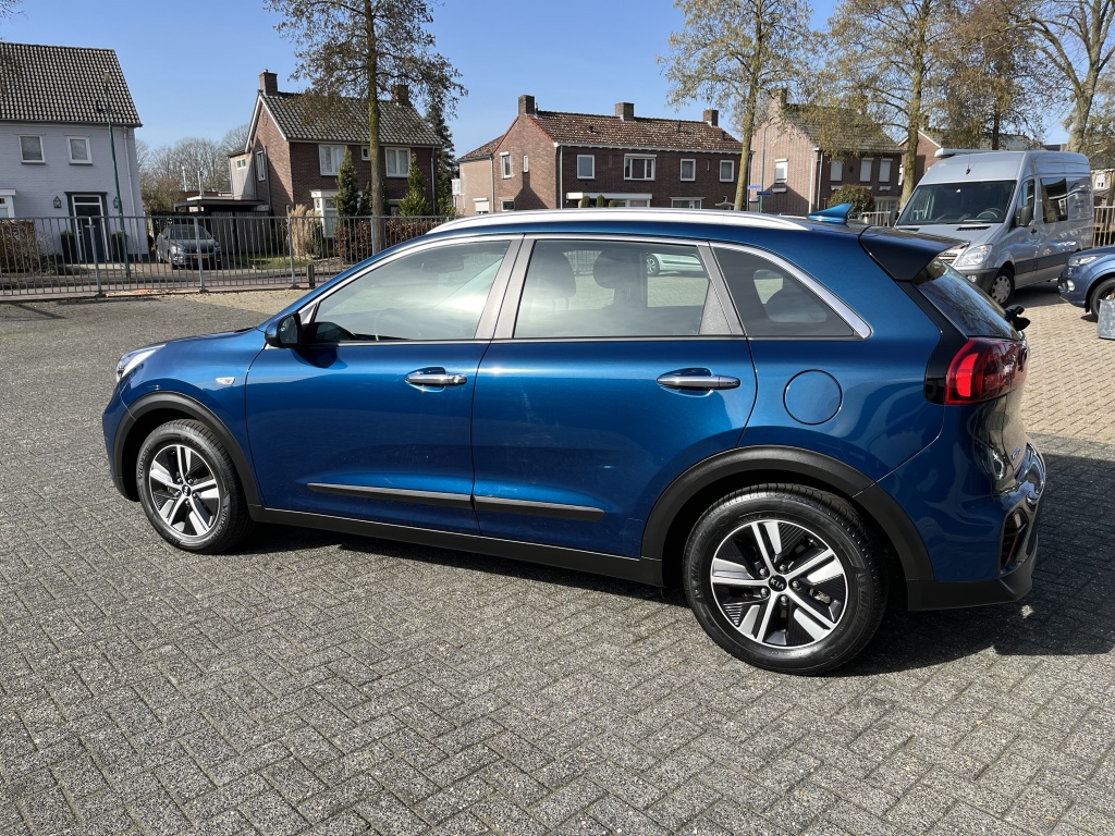 Kia Niro 1.6 GDi Hybrid DynamicLine | Apple Carplay | Camera | Cruise | Trekhaak 51698540-4.jpg | Van Gerwen Auto