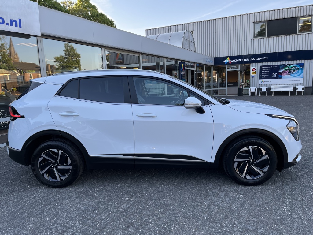 Kia Sportage 1.6 T-GDI MHEV Dynamicline | Apple Carplay |Navi | Camera 52718090-1.jpg | Van Gerwen Auto