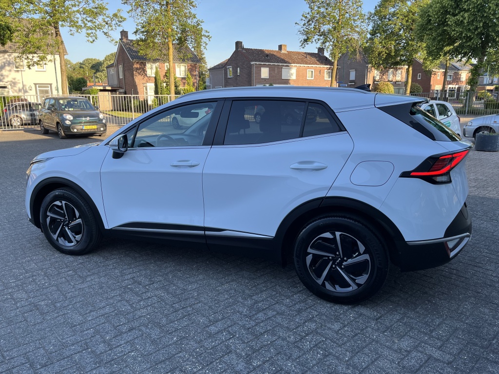 Kia Sportage 1.6 T-GDI MHEV Dynamicline | Apple Carplay |Navi | Camera 52718090-4.jpg | Van Gerwen Auto