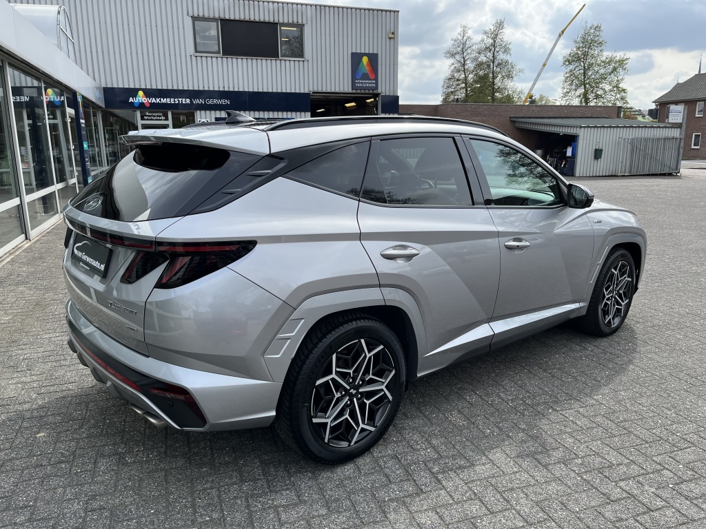 Hyundai Tucson N Line Mild-Hybrid 4WD | Panorama dak | Trekhaak | 1650kg Trekge 52740013-2.jpg | Van Gerwen Auto