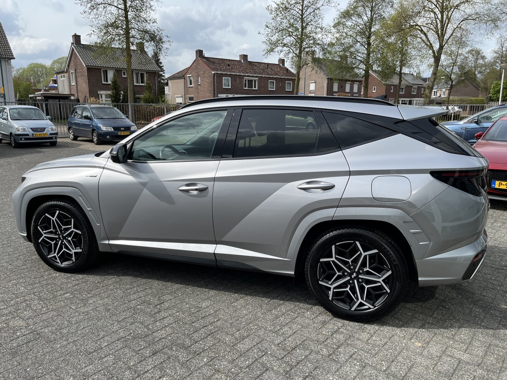 Hyundai Tucson N Line Mild-Hybrid 4WD | Panorama dak | Trekhaak | 1650kg Trekge 52740013-4.jpg | Van Gerwen Auto