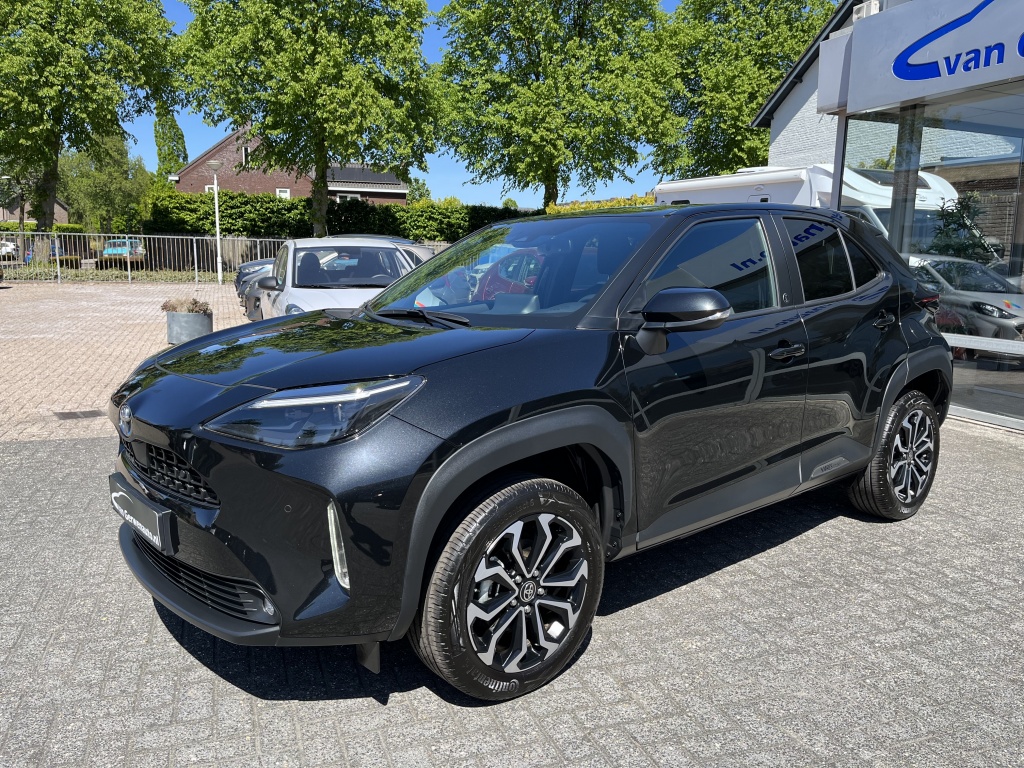 Toyota Yaris Cross 1.5 Hybrid TeamD | Ad. Cruise | Navi | Camera | Winter-pakket 53186904-4.jpg | Van Gerwen Auto