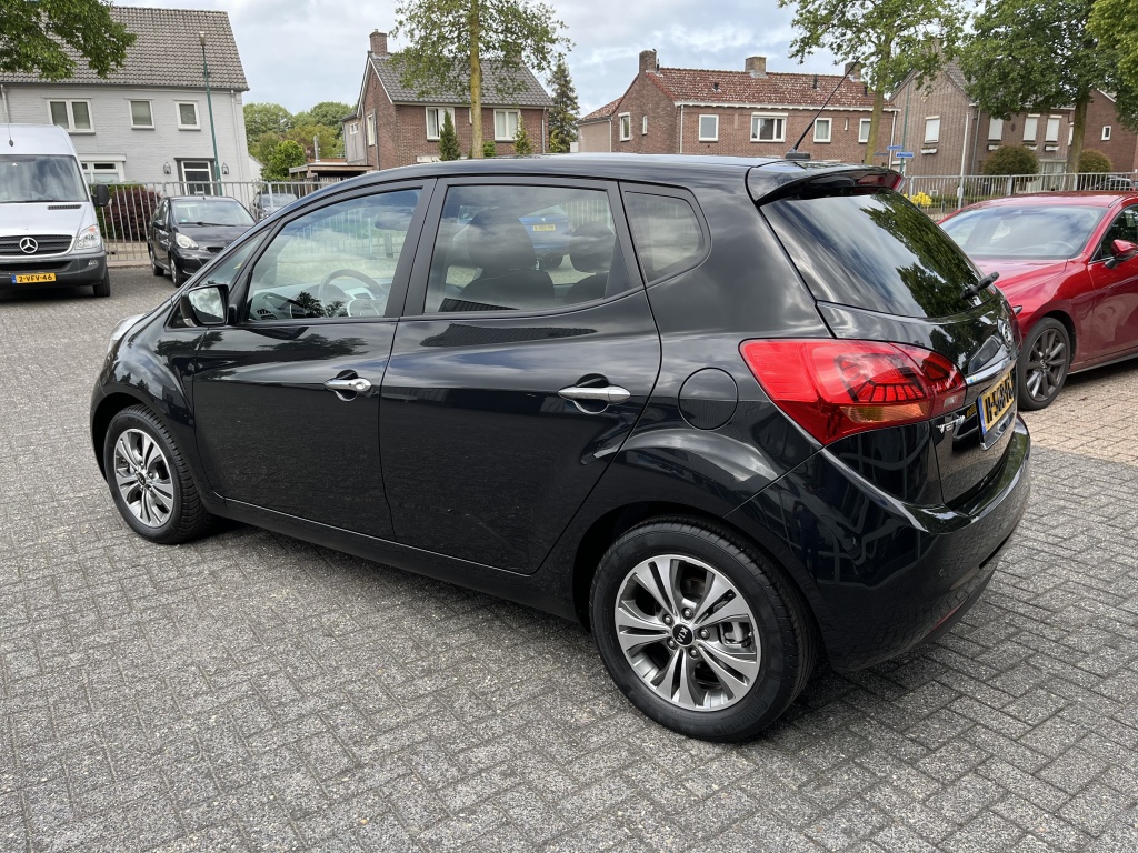 Kia Venga 1.6 DynamicLine | Navi | Camera | Cruise | Trekhaak | Hoge instap!! 53594902-4.jpg | Van Gerwen Auto
