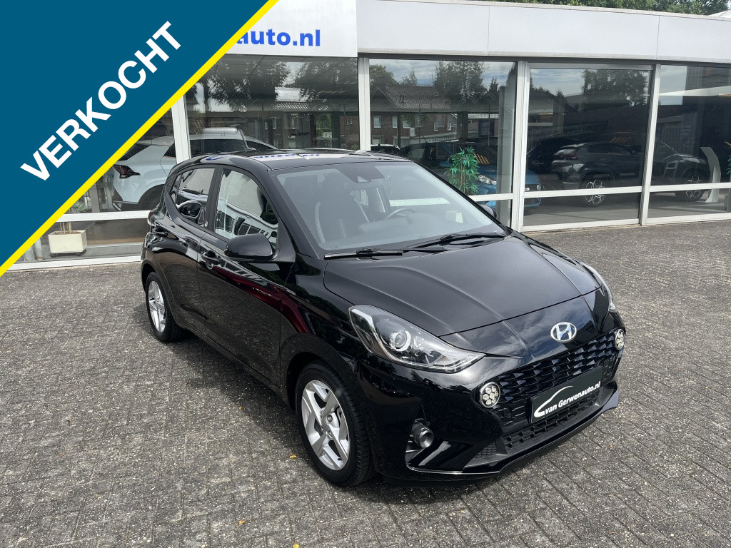 Hyundai i10 Edition 30 | Apple carplay navi | Airco | Cruise | Winterpakket 54030553-0.jpg | Van Gerwen Auto