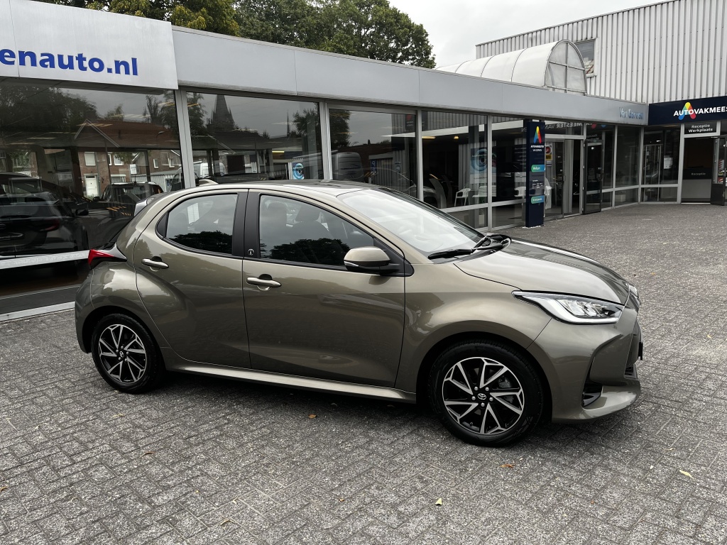 Toyota Yaris 1.5 Hybrid TeamD | Ad. Cruise | Navi | Camera | Trekhaak afn. 55403529-1.jpg | Van Gerwen Auto