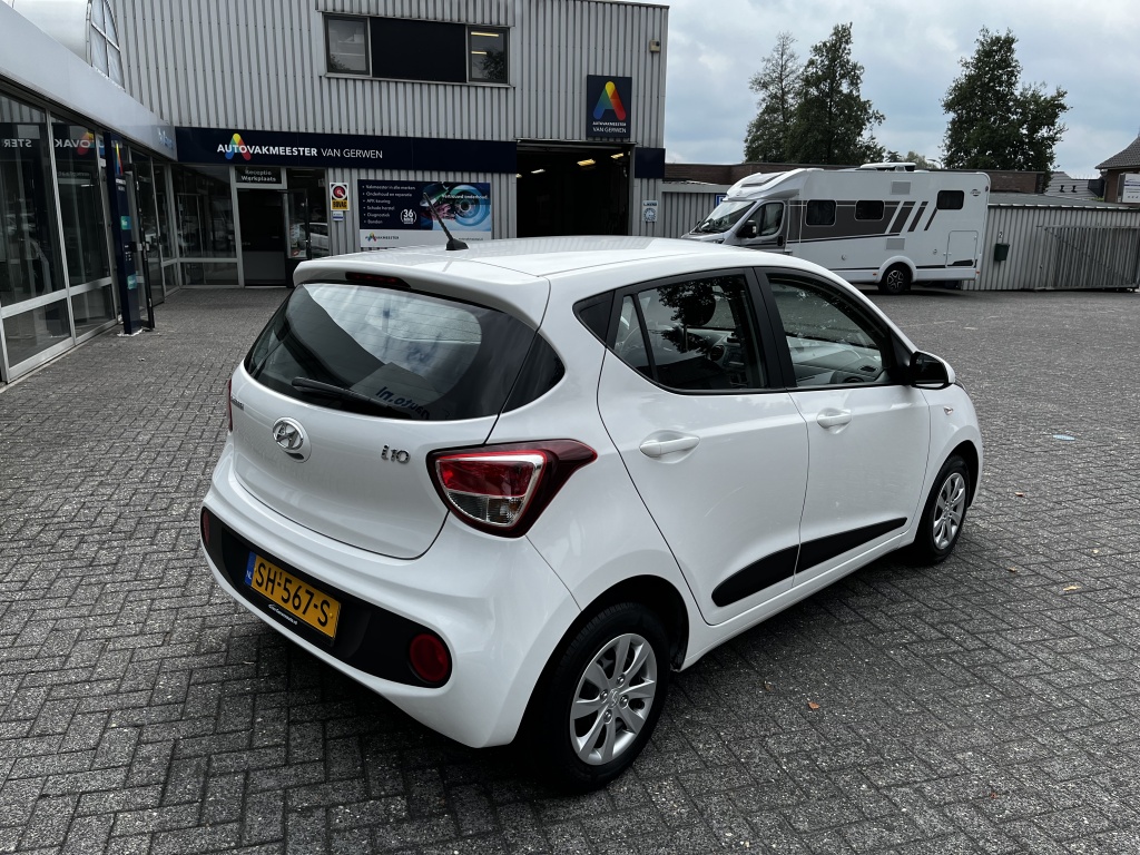 Hyundai i10 1.0 Comfort 5 drs | Airco | Cruise | 4 seizoenen band 55869767-2.jpg | Van Gerwen Auto