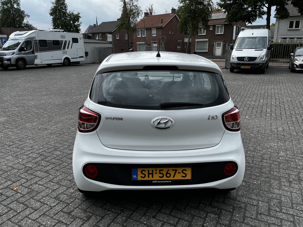 Hyundai i10 1.0 Comfort 5 drs | Airco | Cruise | 4 seizoenen band 55869767-3.jpg | Van Gerwen Auto