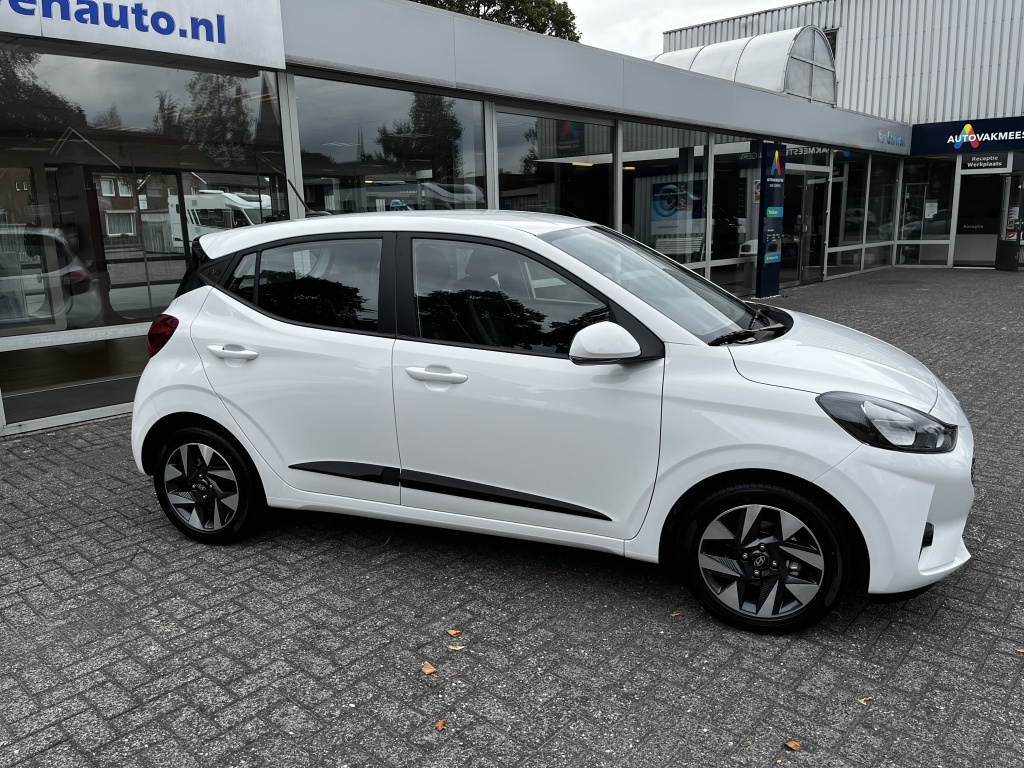 Hyundai i10 1.0 Comfort Smart 5-zits | Airco | Apple Carplay |Cruise | Camera 55995555-1.jpg | Van Gerwen Auto