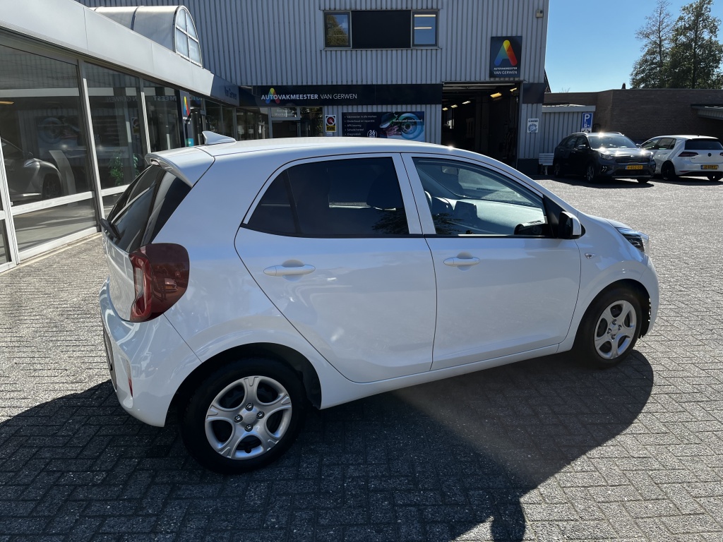 Kia Picanto 1.0 5 zits DynamicLine | Navigatie | Camera | Winterpakket 56951120-3.jpg | Van Gerwen Auto