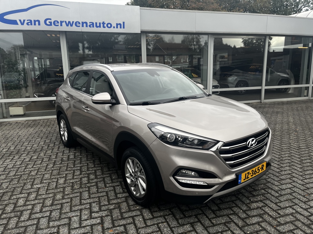 Hyundai Tucson 1.6 T-GDi Comfort | Navi | Camera | Cruise | Trekhaak | 1900kg Trekgewicht!! 57334944-0.jpg | Van Gerwen Auto