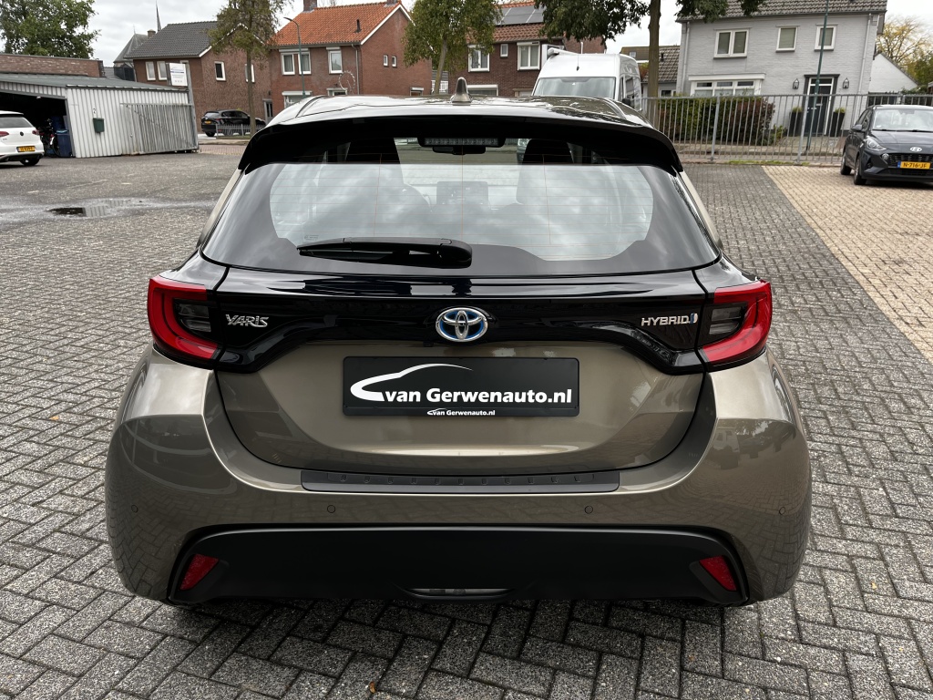 Toyota Yaris 1.5 Hybrid 115 TeamD | Ad. Cruise | Apple Carplay Navi | Camera | Winter-pakket 57669640-3.jpg | Van Gerwen Auto